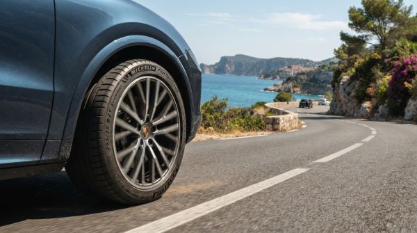 Entscheidungshilfe: Sommerreifen für sicheres Autofahren